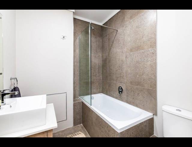 2 BEDROOM TOWNHOUSE FOR SALE IN NAHOON VALLEY PARK